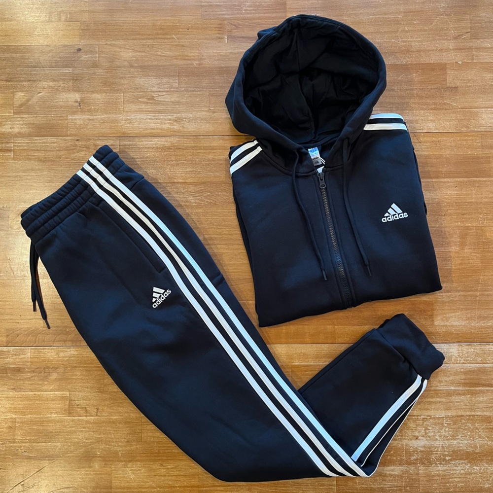 ADIDAS Women's Black Fleece Jogging Suit